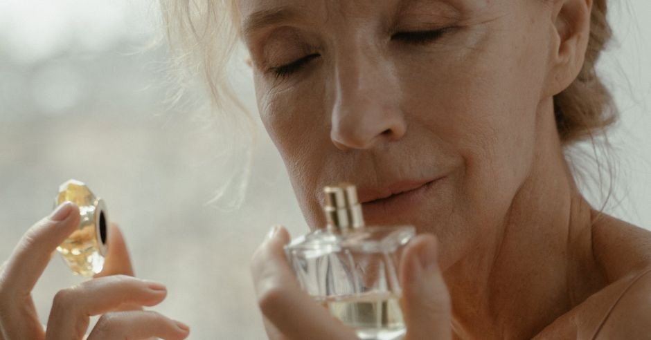 Vybíráme parfém pro ženu. Kde jsou nejlepší slevy?