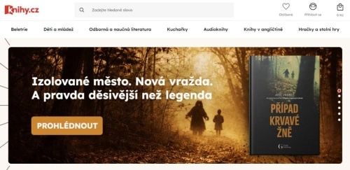 dvě postavy v tmavém lese a kniha Případ krvavé žně