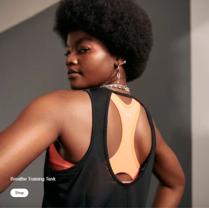 nike - zena ve sportovni podprsence