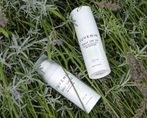 Iuvenio - krémy s SPF 50 v trávě