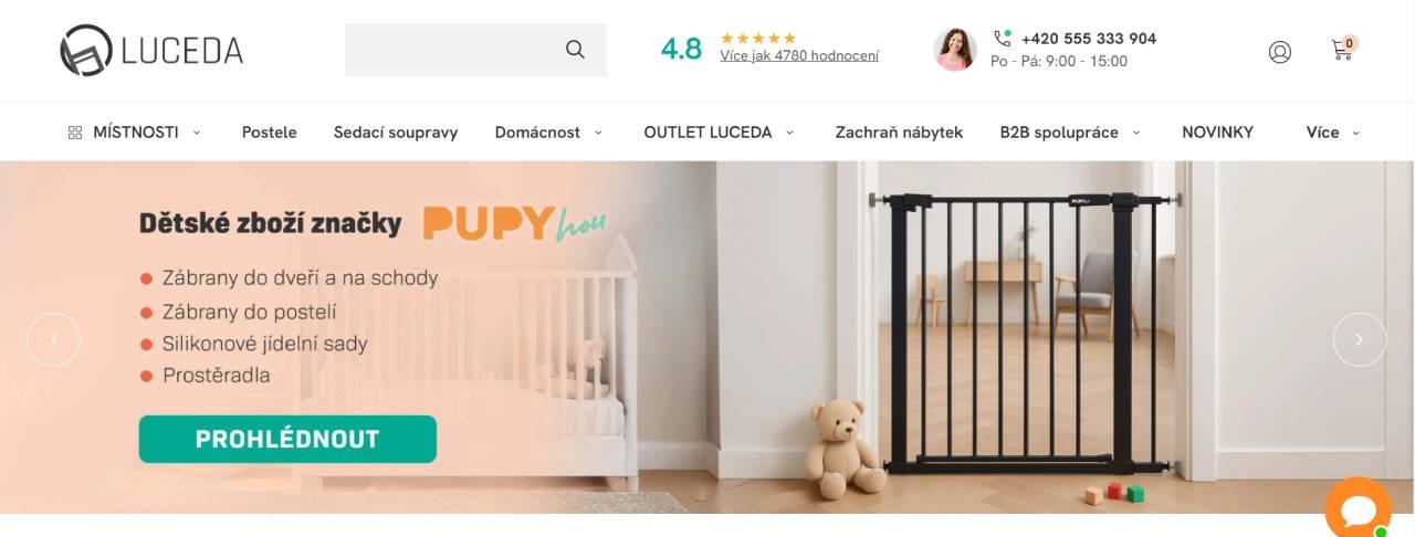 zábrana na dveře s medvídkem a kostkami