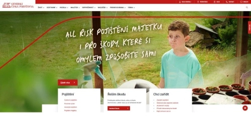 chlapec v zahradě a nabídka pojištění