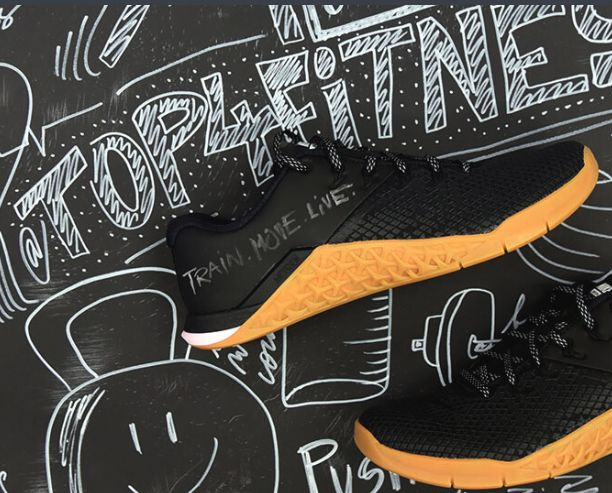 top4fitness tenisky na trénink