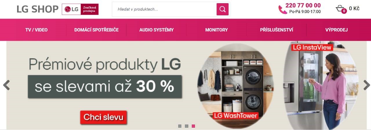 LG Shop - pračka se sušičkou a žena před lednicí