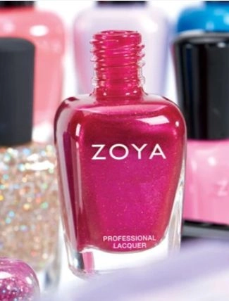 laky na nehty různých odstínu značky Zoya