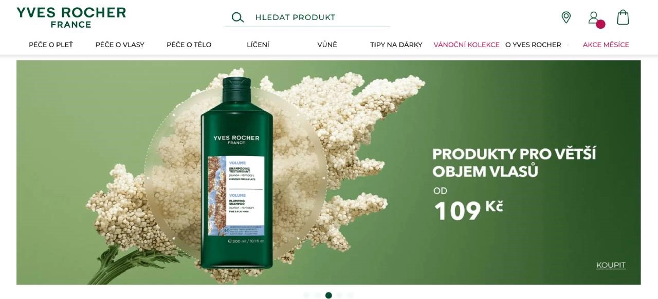 produkt pro větší objem vlasů s květinou na pozadí