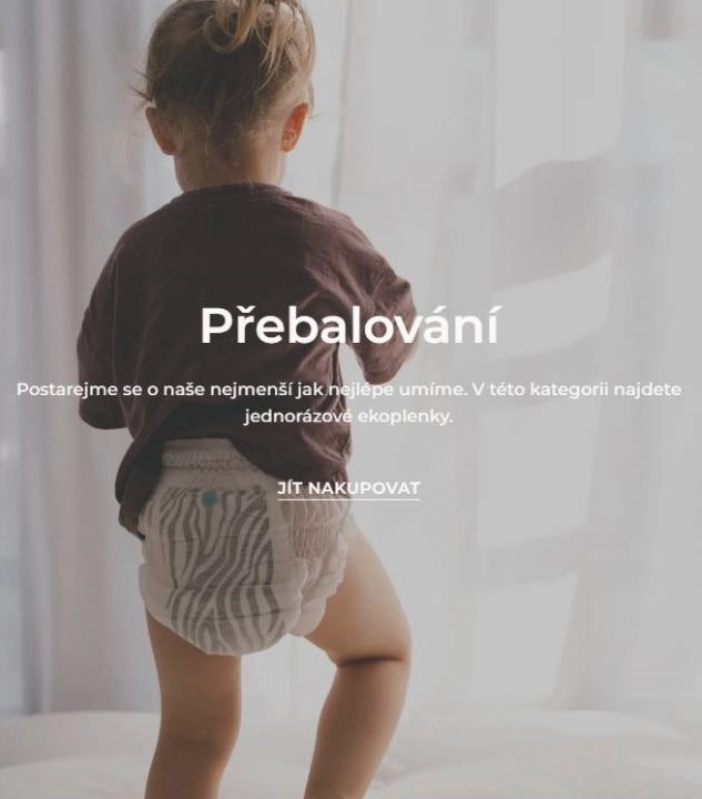 chlapec v pleně v pokoji